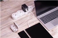 VERBATIM Universal Travel Adapter UTA-04 Cestovni adapter