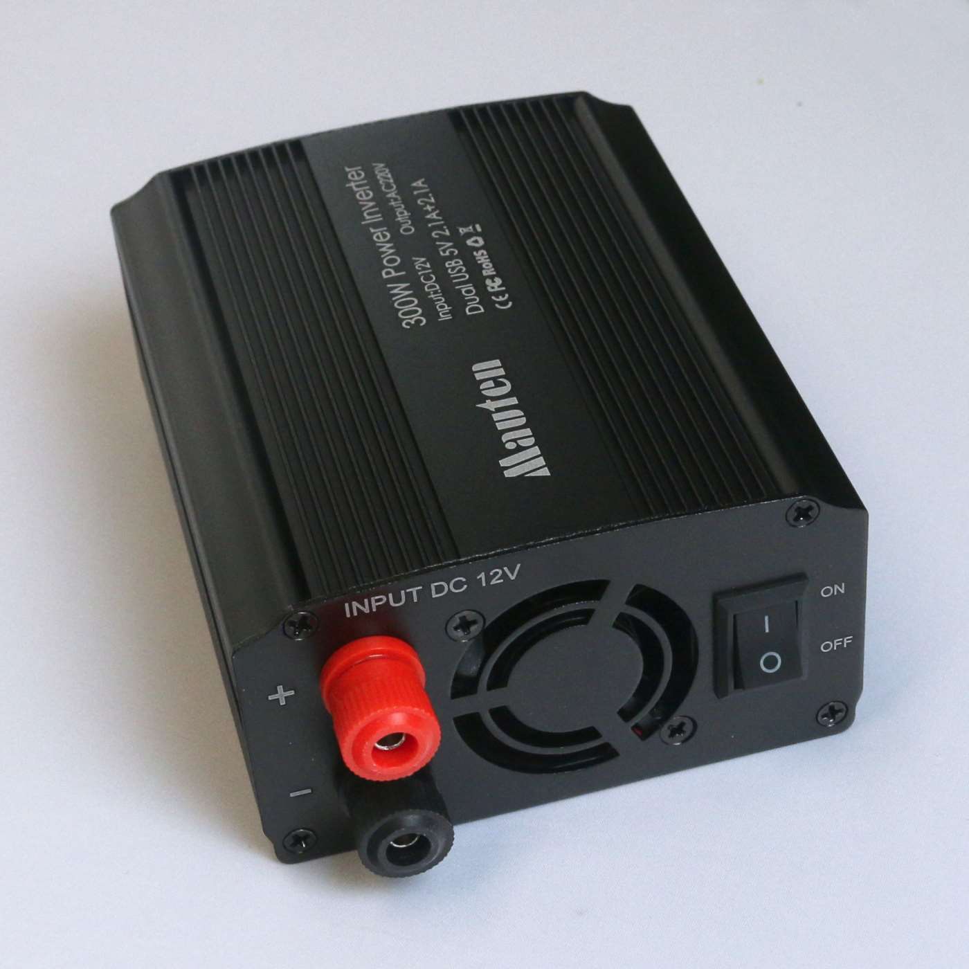 EUROCASE měnič napětí DC/AC 12V/230V, 300W, USB