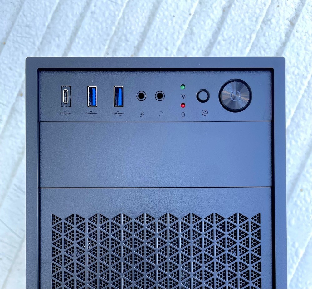 EUROCASE skříň ML N6-530B, Midi Tower, 1xUSB-C, 2xUSB 3.0, 2x audio, bez zdroje